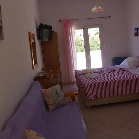 Aaron Studios Apartments Agia Fotia  Eksteriør billede