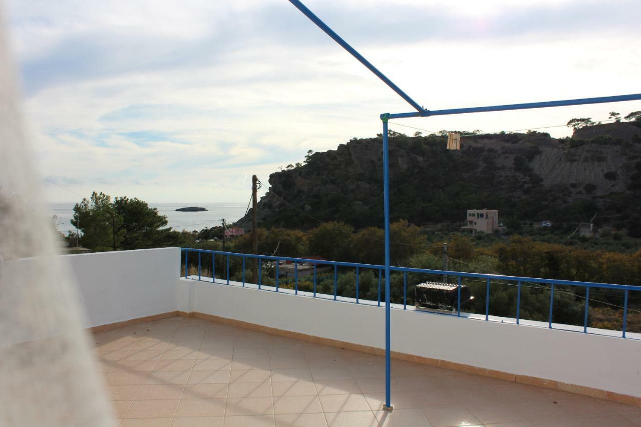 Aaron Studios Apartments Agia Fotia  Eksteriør billede