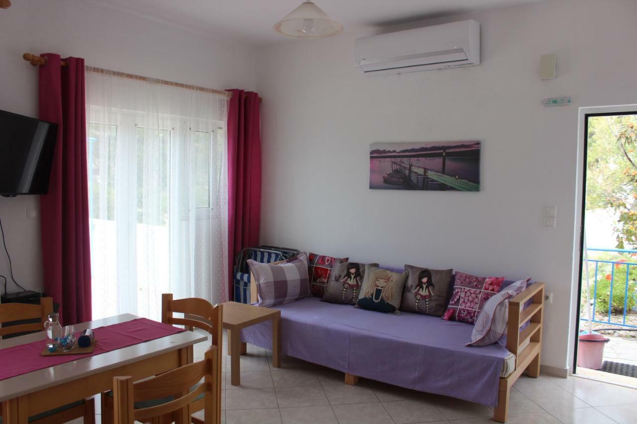 Aaron Studios Apartments Agia Fotia  Eksteriør billede
