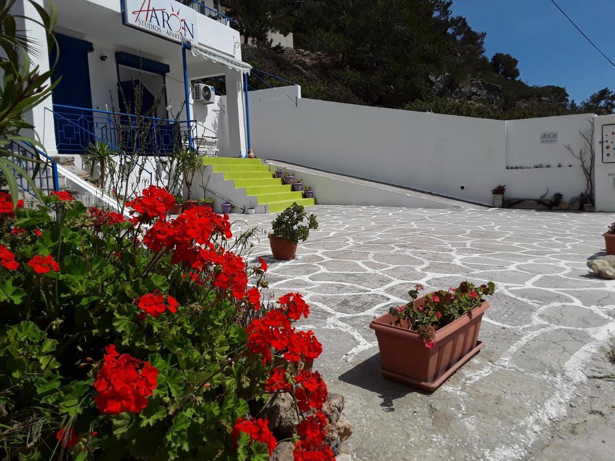 Aaron Studios Apartments Agia Fotia  Eksteriør billede